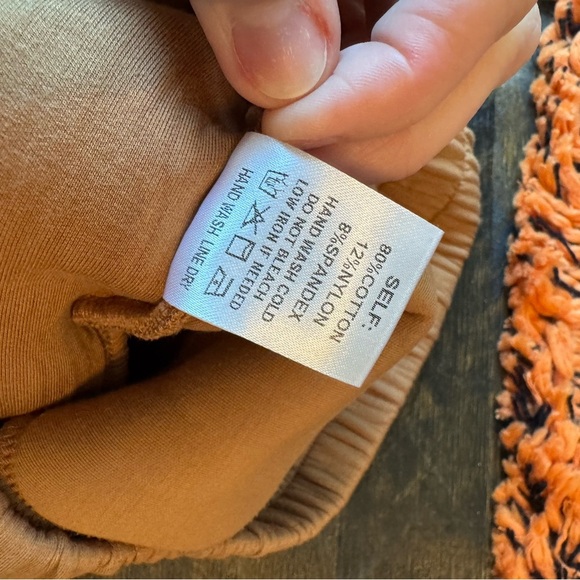 bohme Parker Sweatpants in Camel sold out online like new size small - Picture 4 of 6